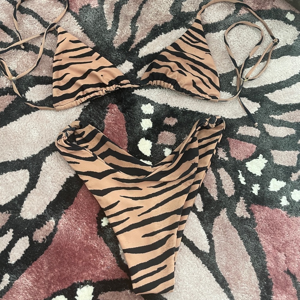 Skatie Swim